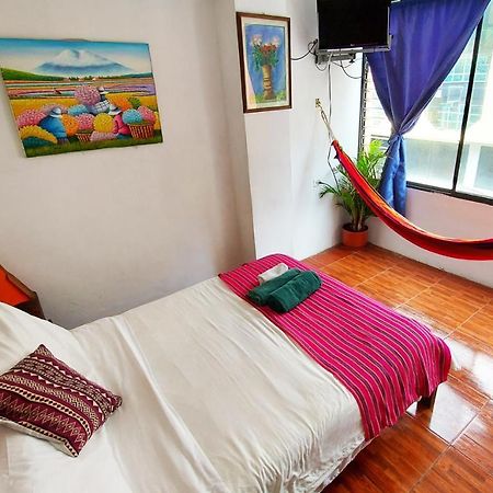 Erupcion Art Hotel & Hostel Баньйос Екстер'єр фото
