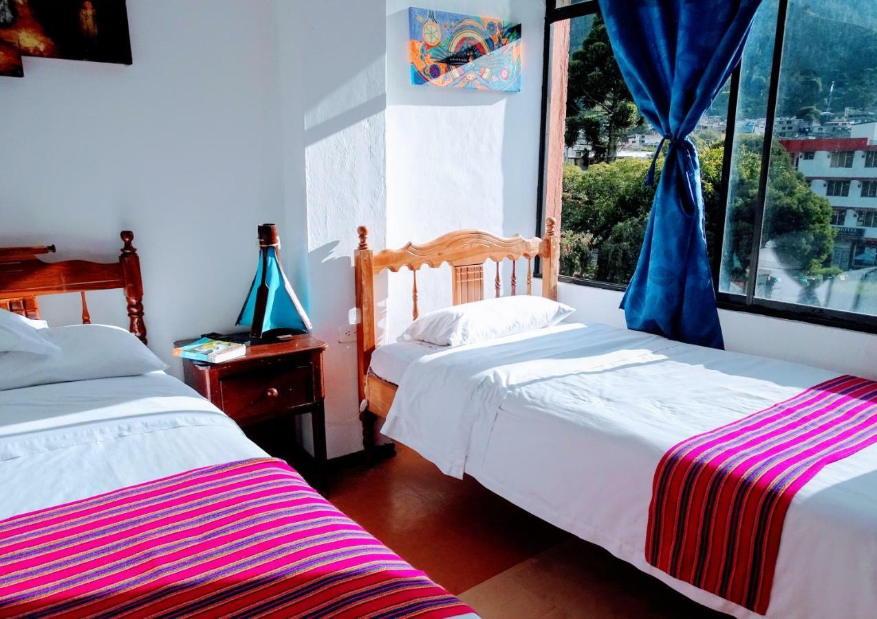 Erupcion Art Hotel & Hostel Баньйос Екстер'єр фото