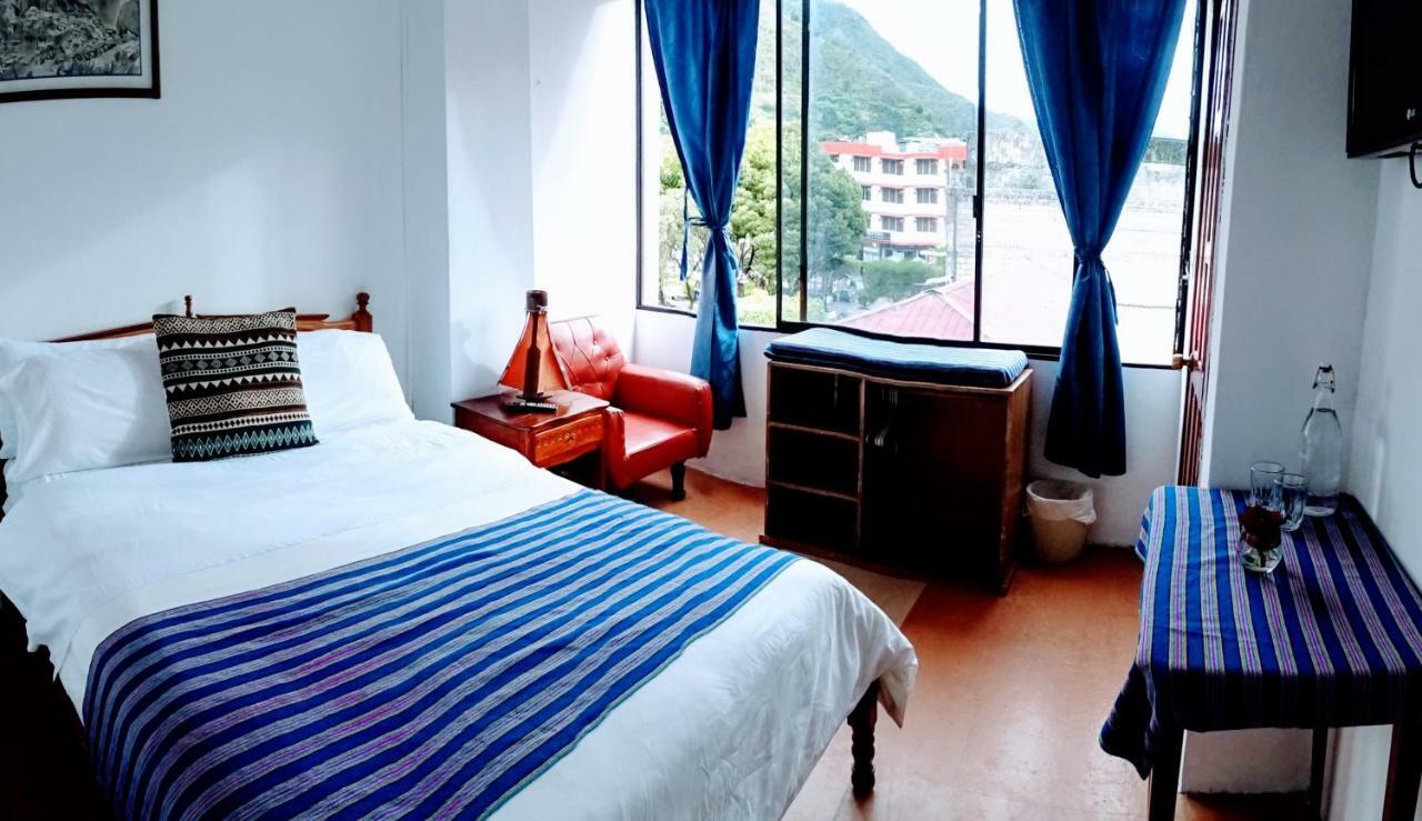 Erupcion Art Hotel & Hostel Баньйос Екстер'єр фото